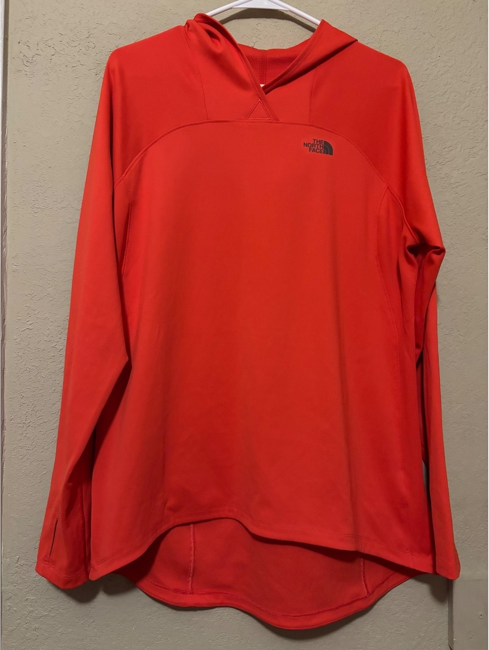 The North Face Women's XL Red Pullover Hoodie